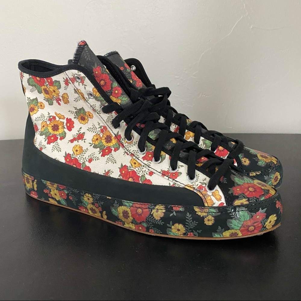 ❗️NEW Converse Chuck Taylor All Star Sasha Floral❗️